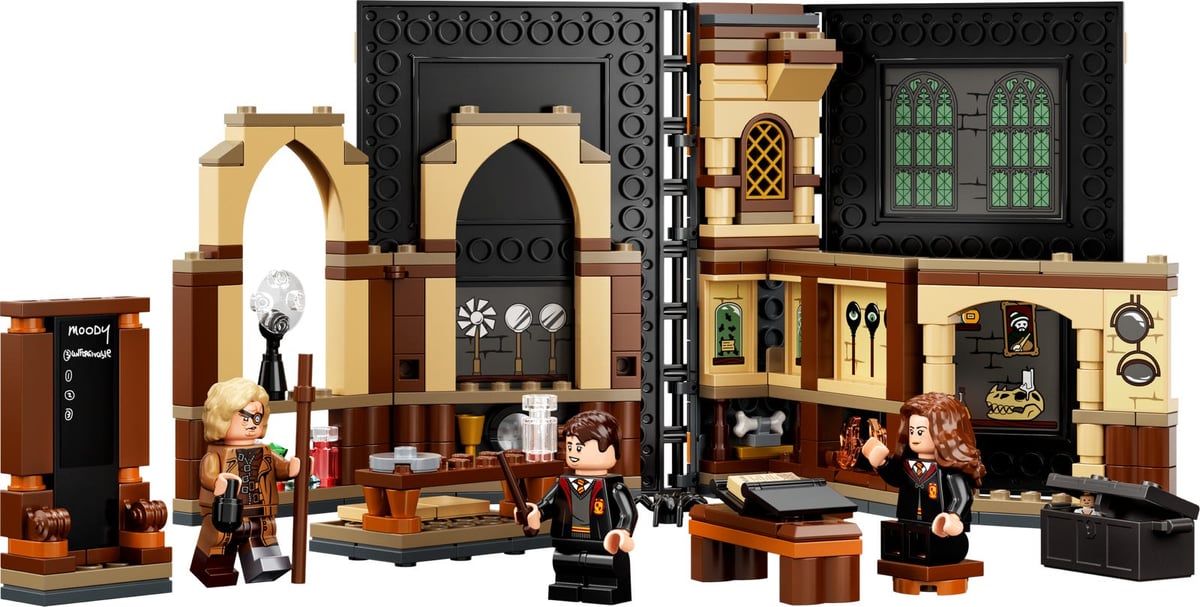 Harry Potter: Hogwarts Moment: Defence Against the Dark Arts Class