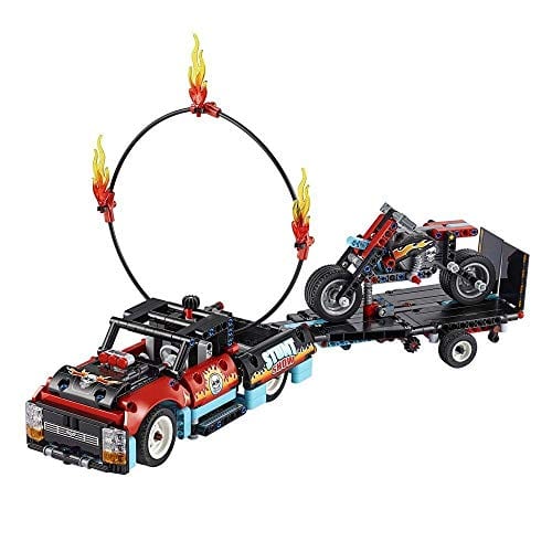 Technic : le camion et la moto de cascade